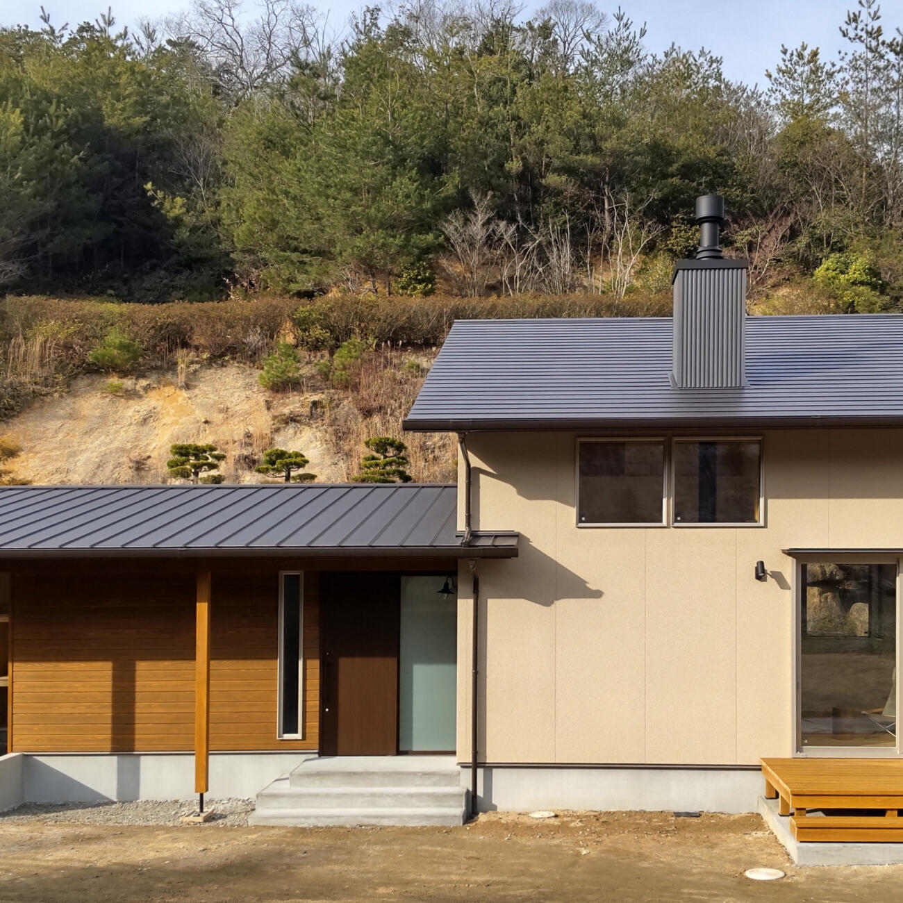 目の前に棚田が広がる、自然に囲まれた場所。【山口市】自然と、棚田と、わたしんち。